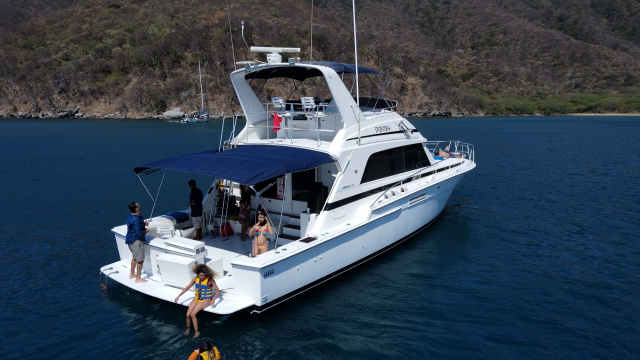 tour en yate de lujo