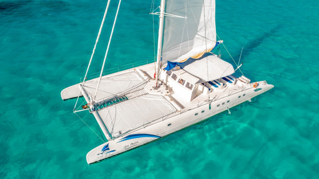 Catamarán Sea Passion III
