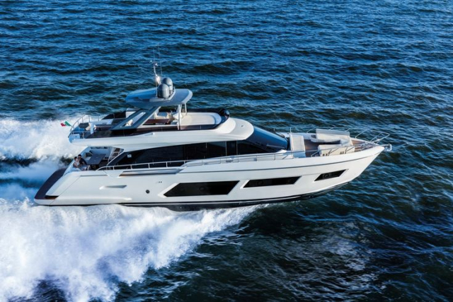 Yates Ferretti 