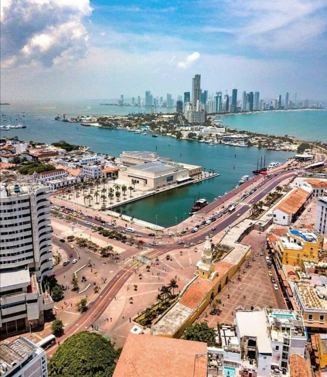 Muelle de los Pegasos en Cartagena