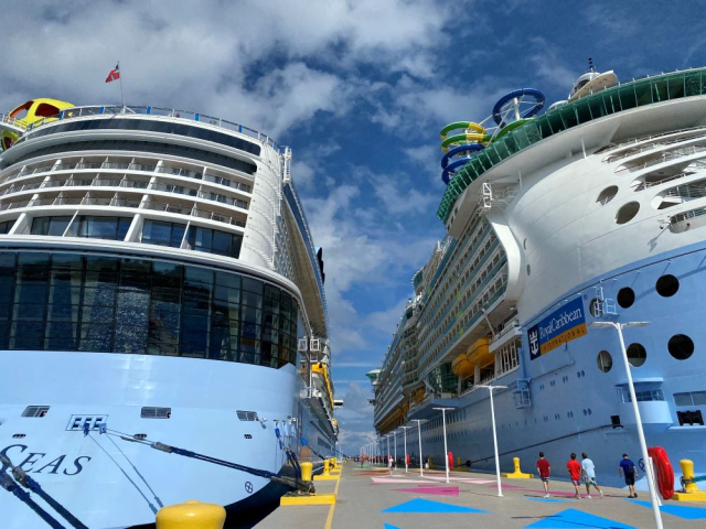 Royal Caribbean vs Norwegian Cruise