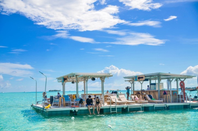 Planes compartidos para disfrutar San Andrés desde el mar