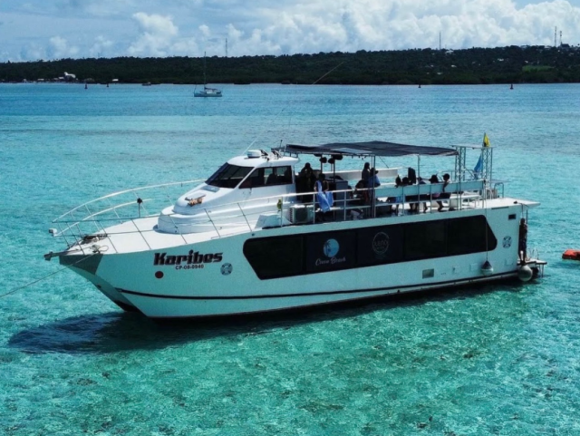 Alquiler de embarcaciones para grupos grandes en San Andrés