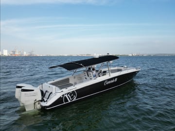Genesis III speedboat