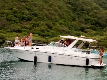 Yacht Genesis II