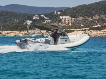 Mini-yacht Mojito