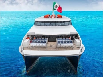 Pasadía en Isla Mujeres en Catamarán Prime