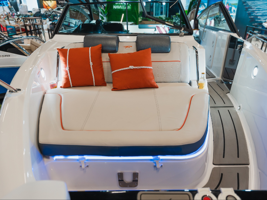 xyiuratjpdsvcgzlhmef