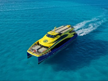 Luxury ferry to Isla Mujeres