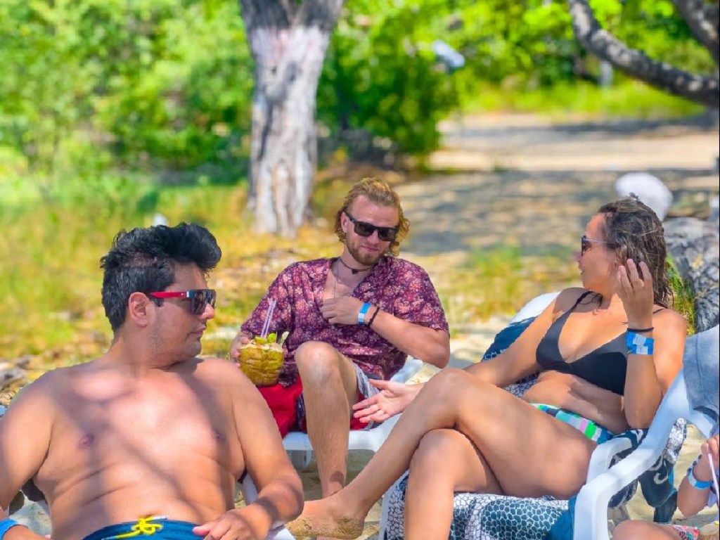 cfwbxzgstvdrhaiomqpu