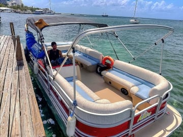 High sea pontoon