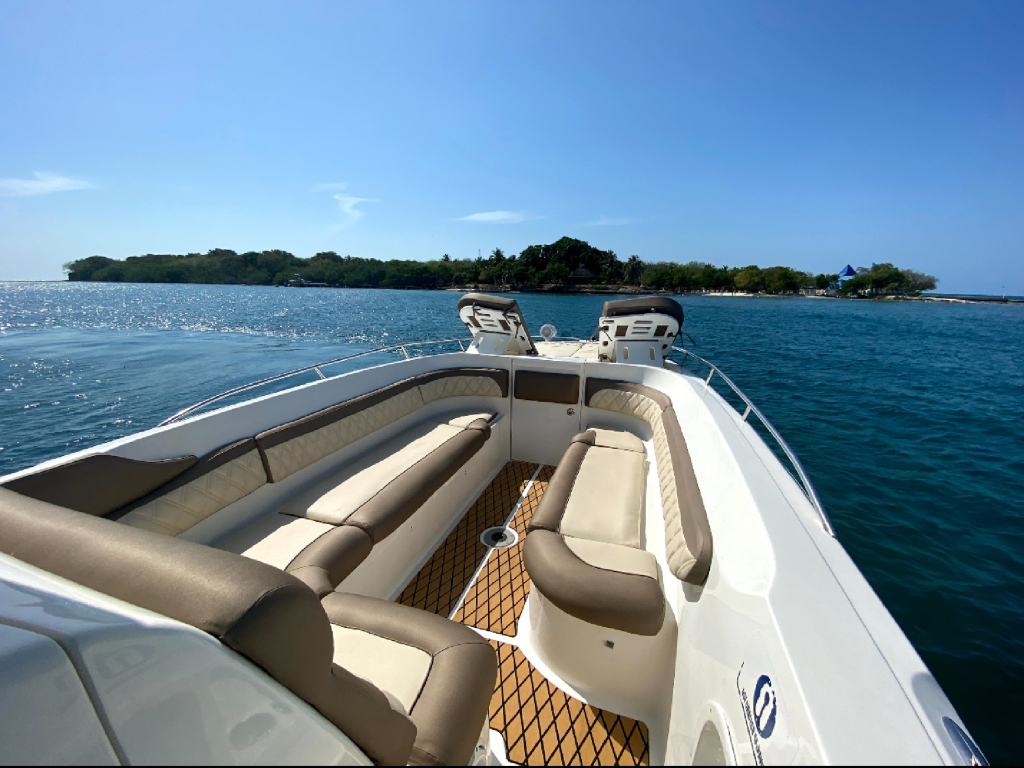 En venta lancha arcoiris  VII en Cartagena para 23 pasajeros