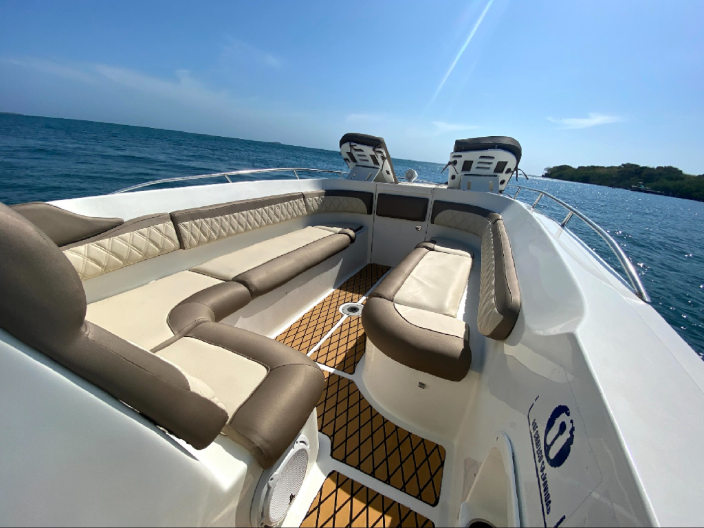 En venta lancha arcoiris  VII en Cartagena para 23 pasajeros