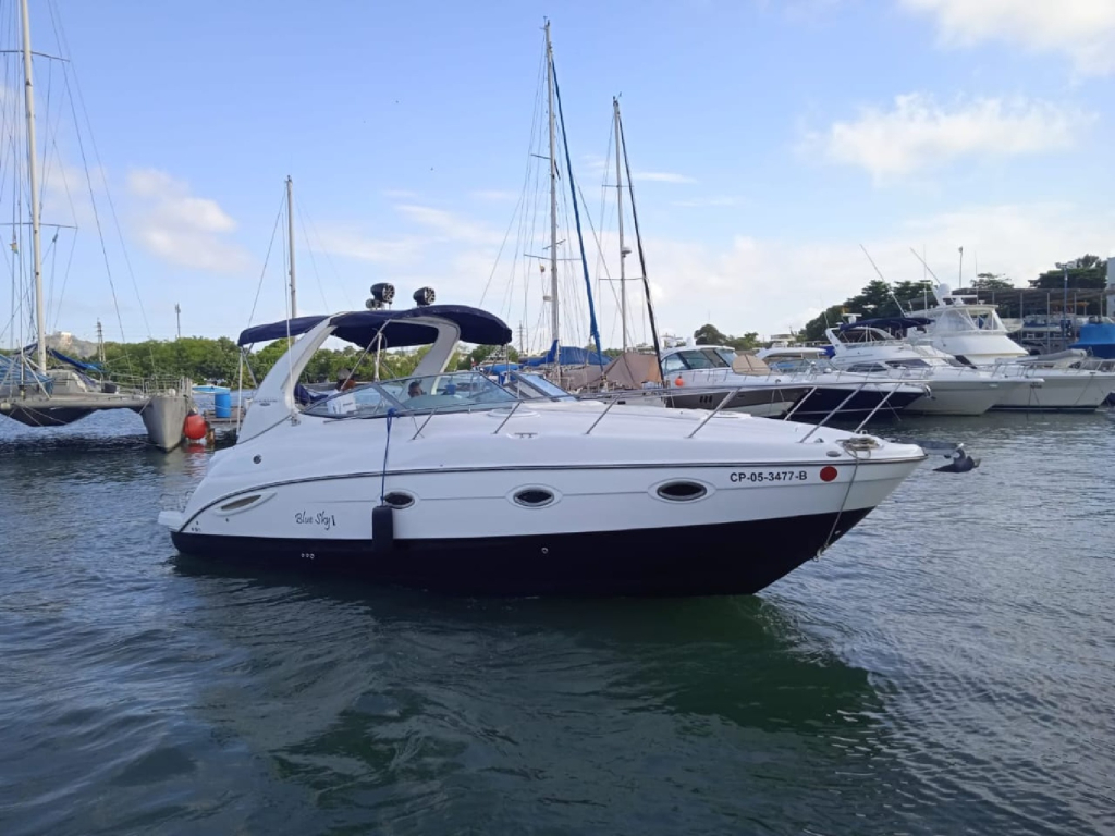 Compra de yate para 15 personas