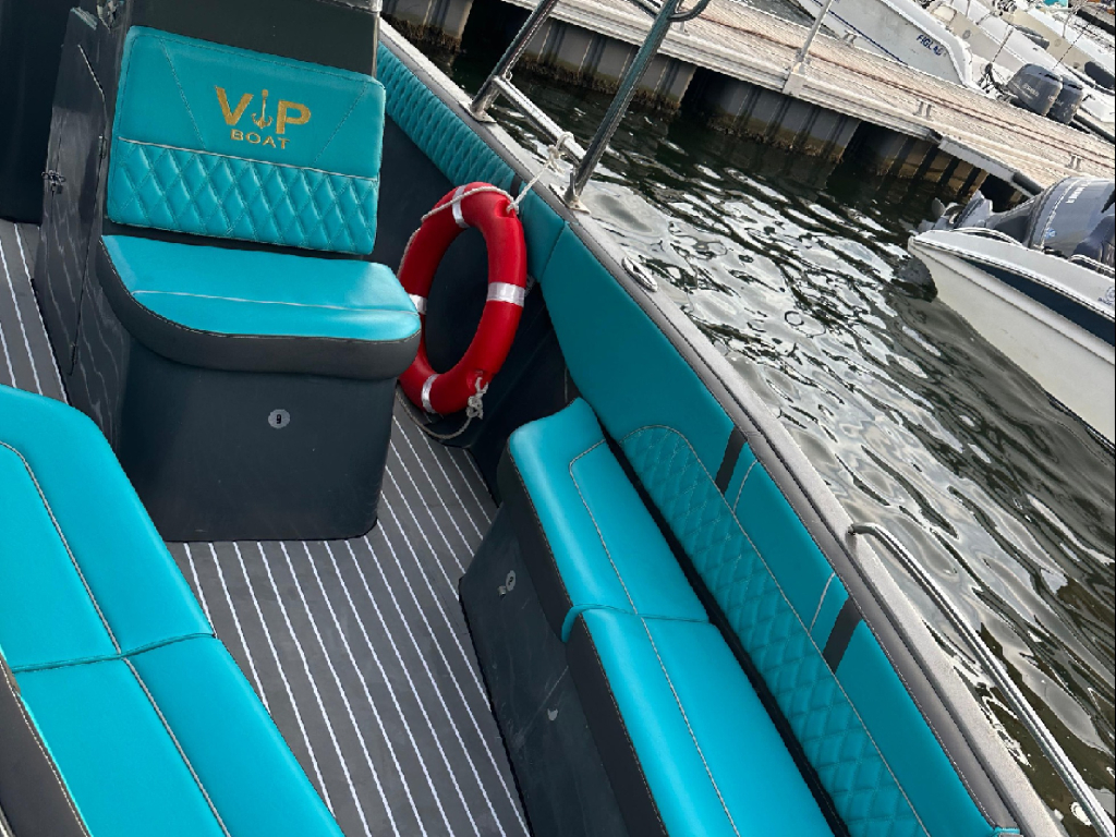 venta de lancha en cartagena para 12 personas