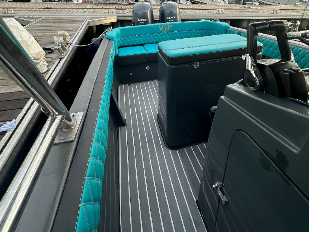 venta de lancha en cartagena para 12 personas