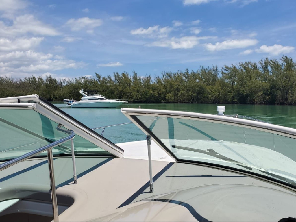 Alquiler yate  cruiser para 10 personas en Miami