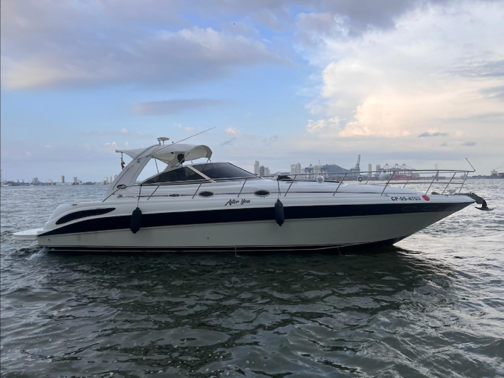 Alquiler de yate para 13 personas en Cartagena