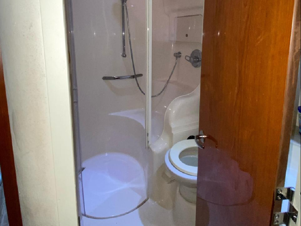 Alquiler de yate para 13 personas en Cartagena