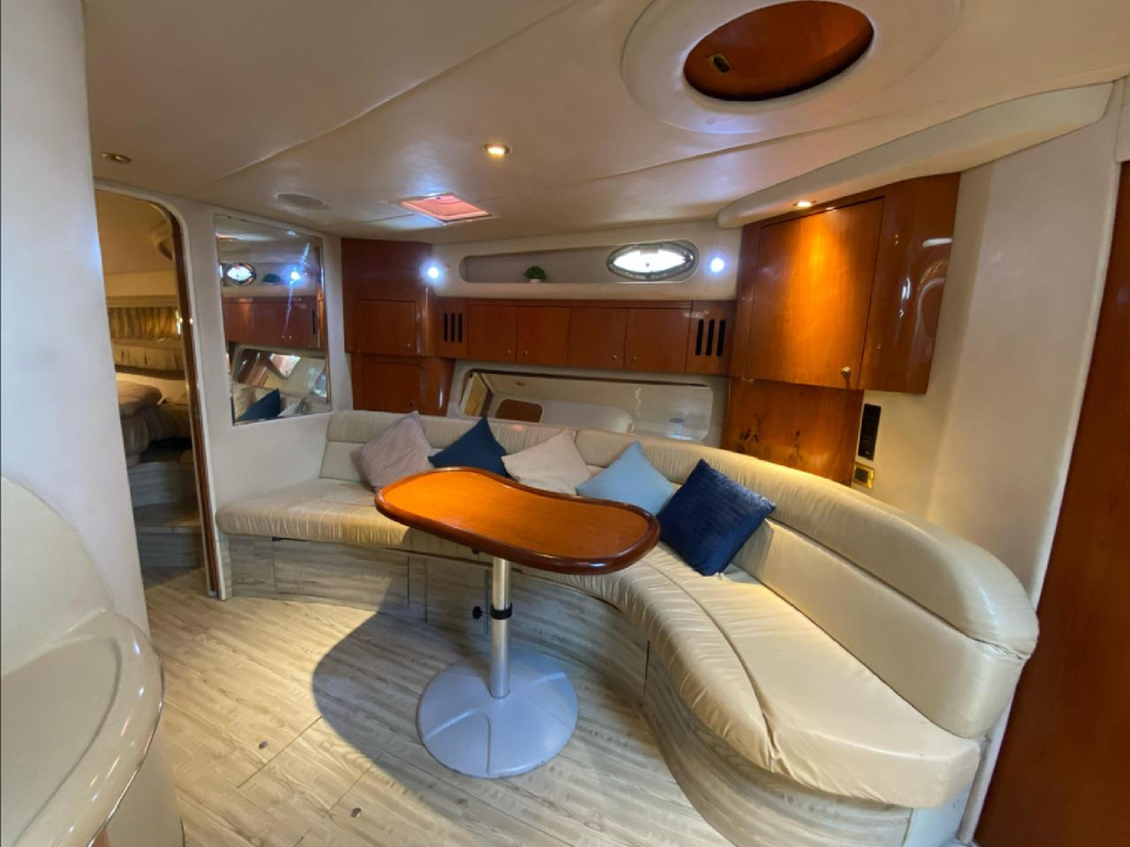 Alquiler de yate para 13 personas en Cartagena