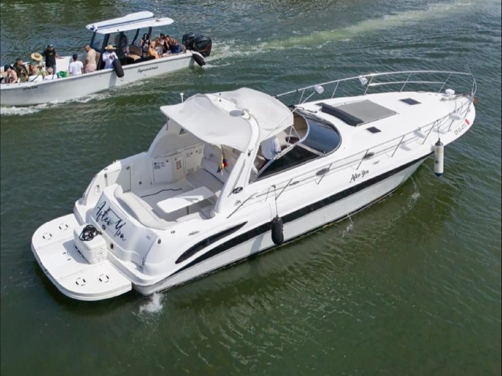 Alquiler de yate para 13 personas en Cartagena