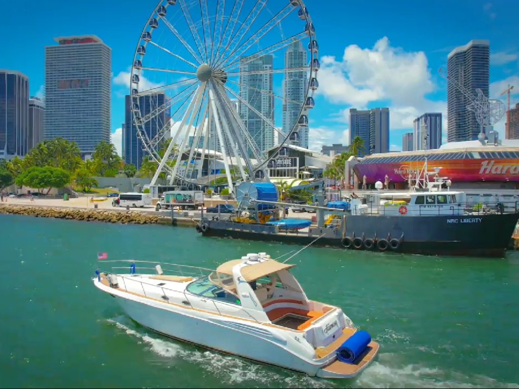Alquiler de yate para 13 personas en Miami