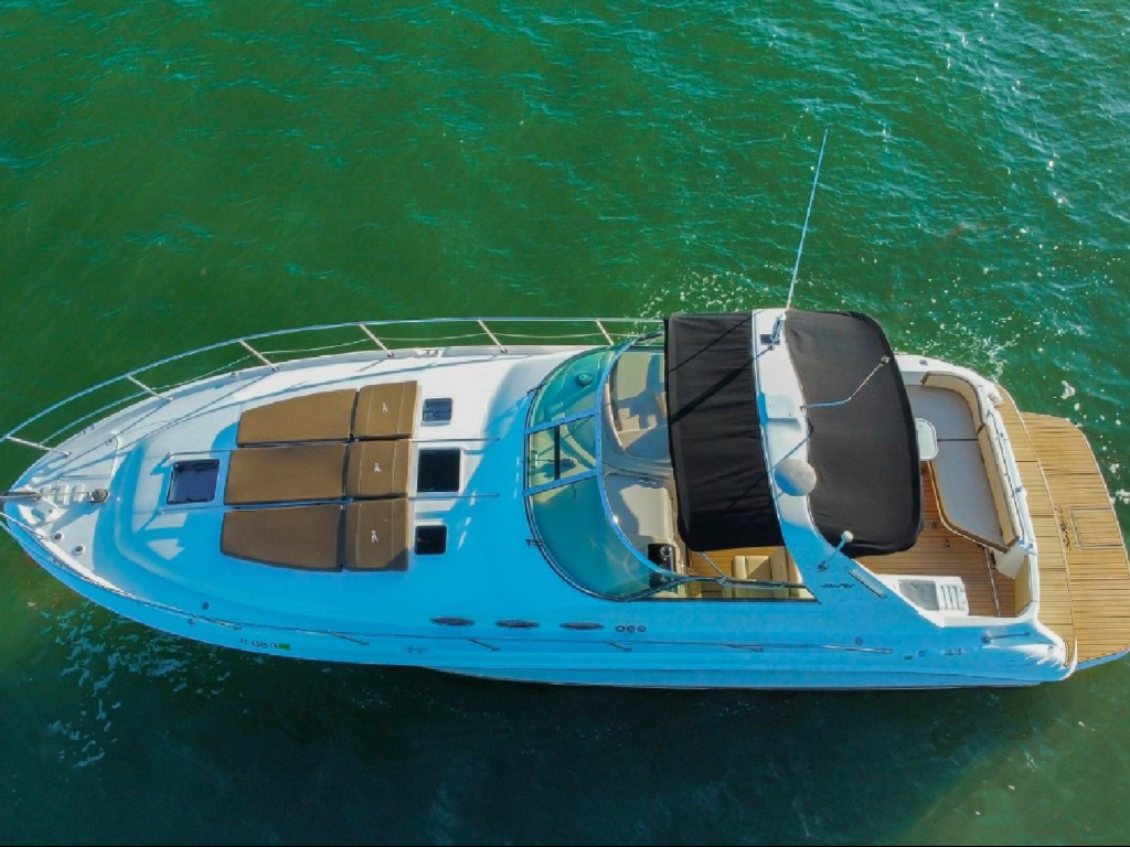 Alquiler de yate Sea Ray 40 para 12 personas en Miami
