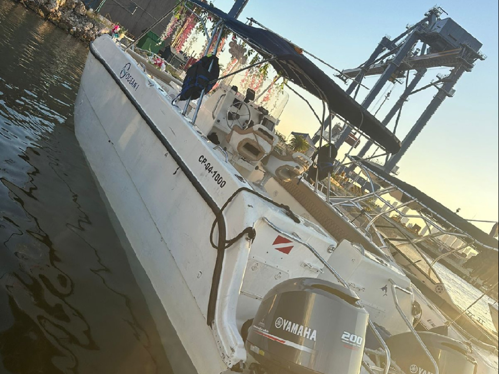 Alquiler lancha para 15 personas en Cartagena