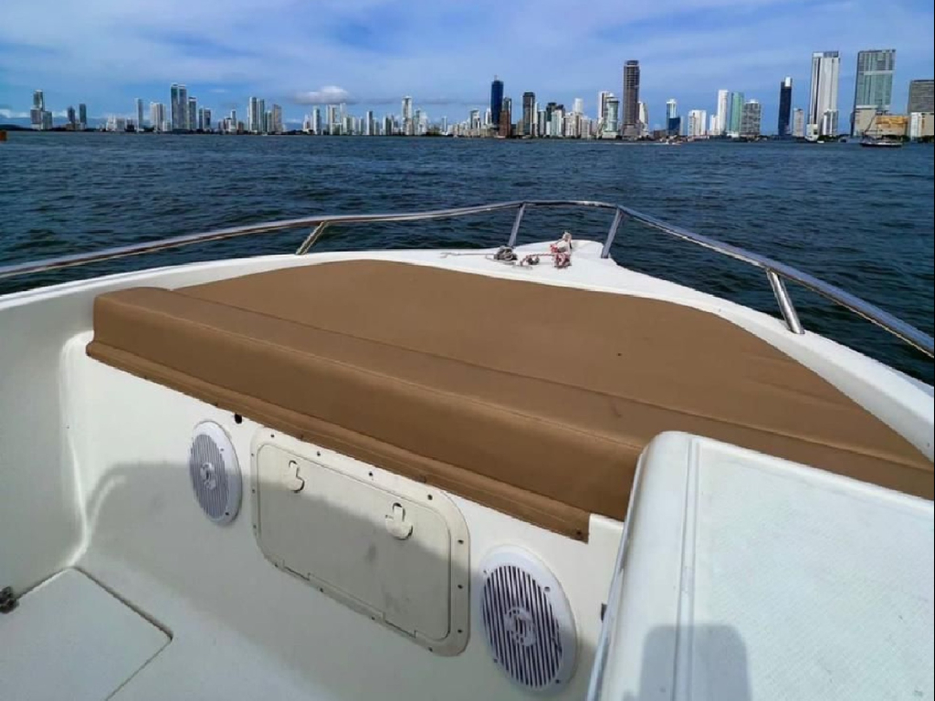 Alquiler lancha para 15 personas en Cartagena