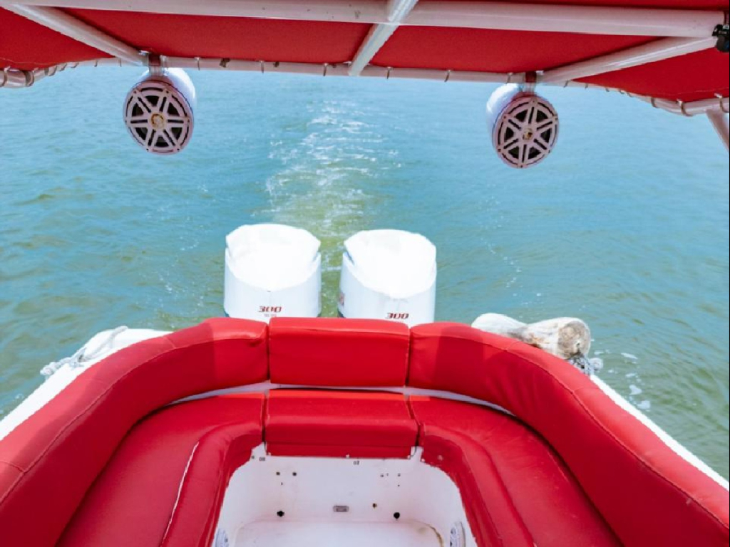 alquiler lancha para 18 personas en cartagena