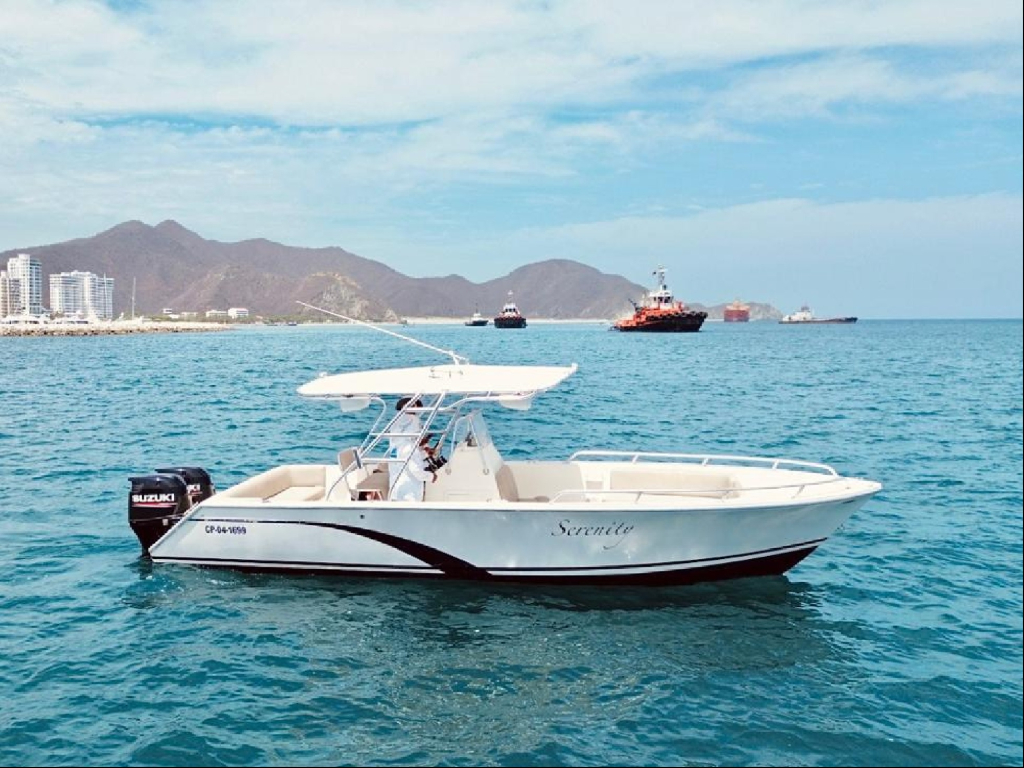 Alquiler lancha para esparcir cenizas