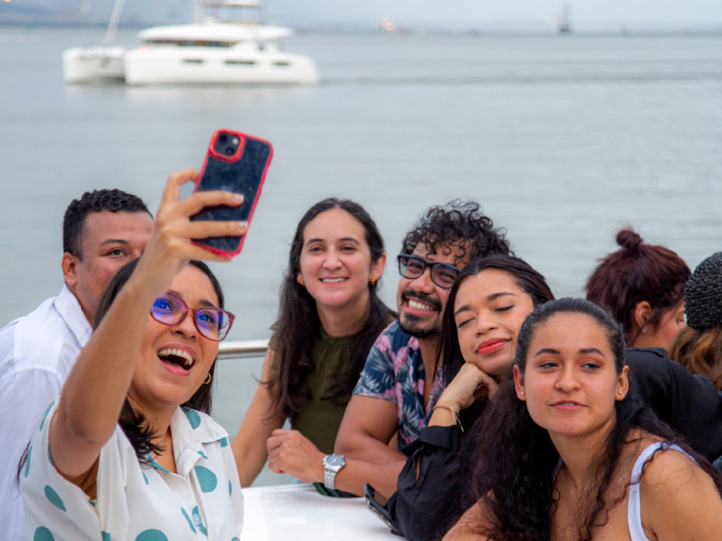 Atardecer en catamaran en Cartagena
