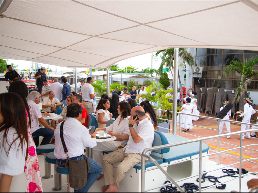 Atardecer en catamaran en Cartagena