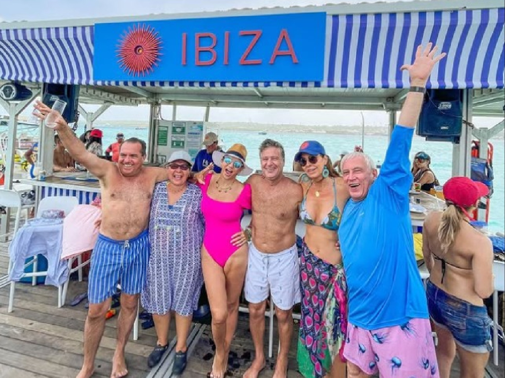 Bar flotante en san andres