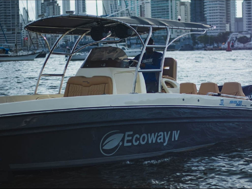 ALQUILER LANCHA PARA 10 PERSONAS EN CARTAGENA