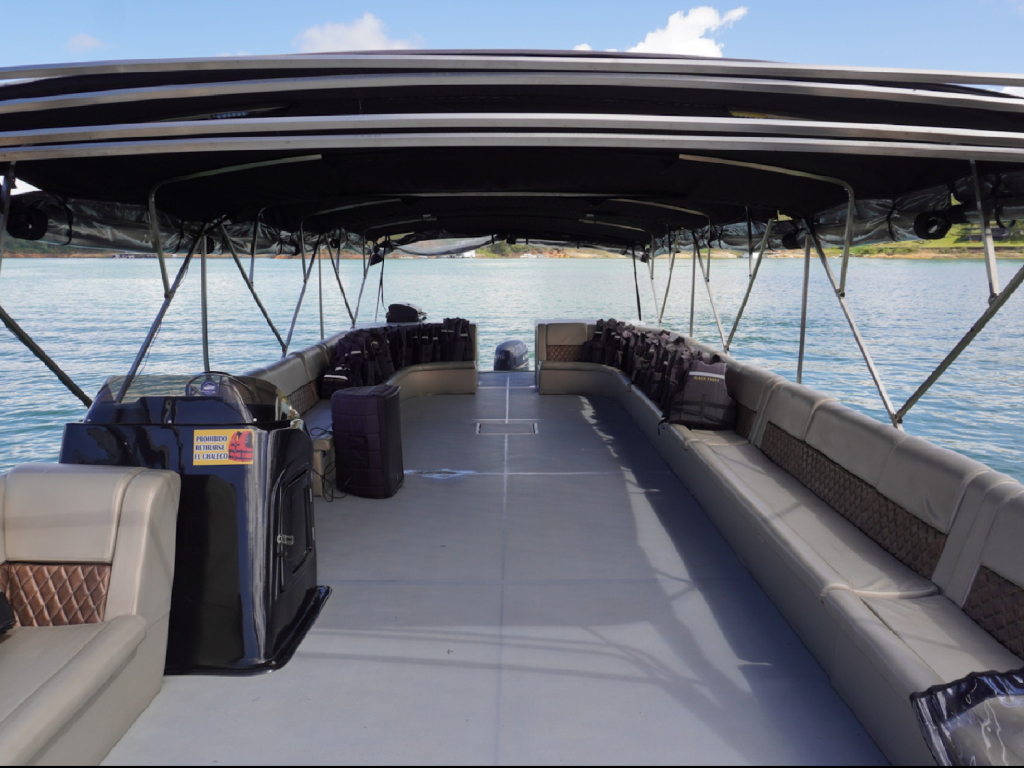 Alquiler ponton para 40 personas en Guatape