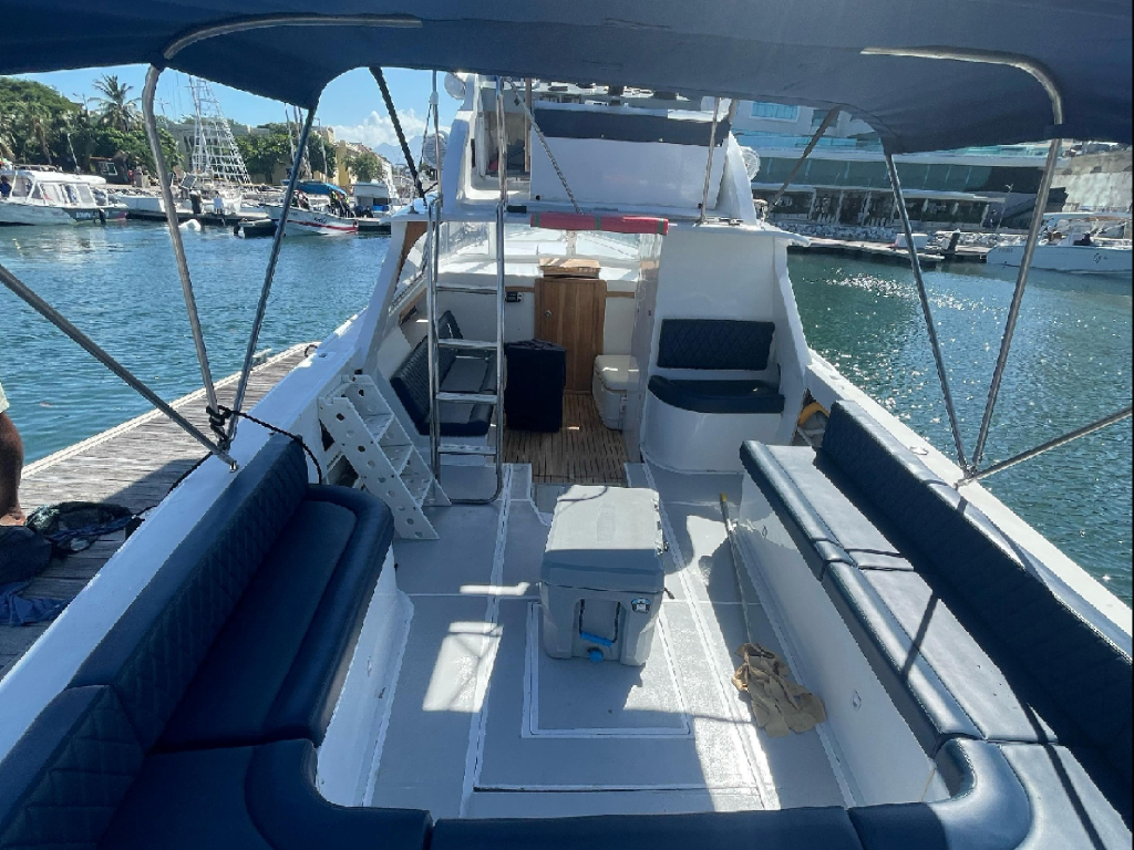 MINI YATE PARA 14 PERSONAS EN SANTA MARTA
