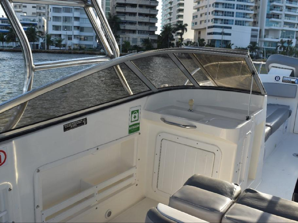 Alquiler lancha para 20 personas en Cartagena
