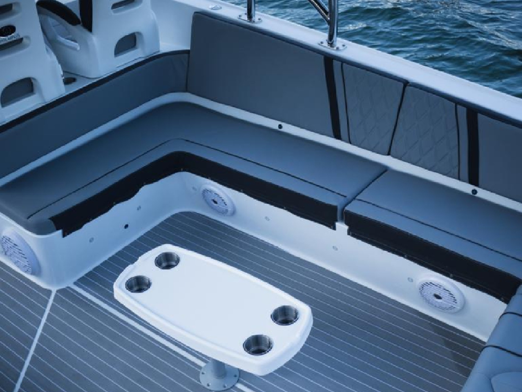 alquiler lancha para 30 personas en Cartagena