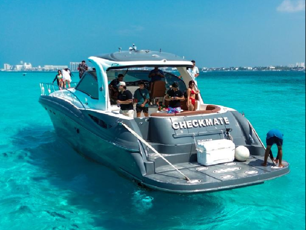 ALQUILER YATE PARA 25 Personas en cancun