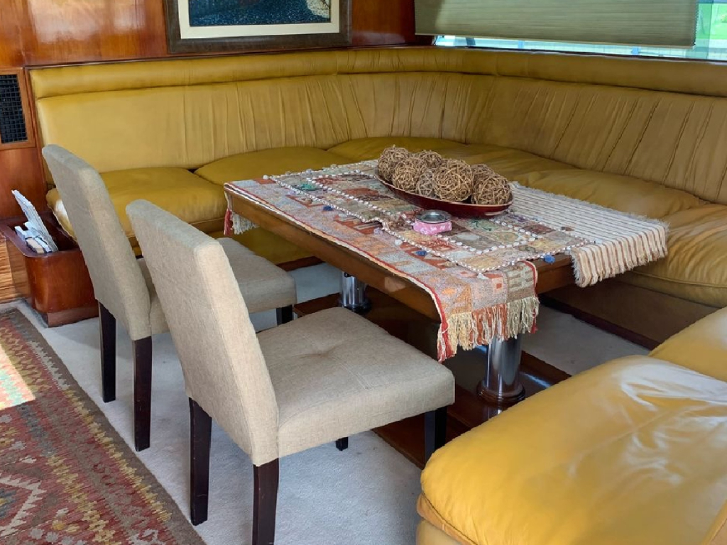 alquiler yate en argentina para 22 personas