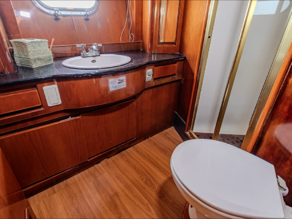 alquiler de yate para 30 personas en Cartagena