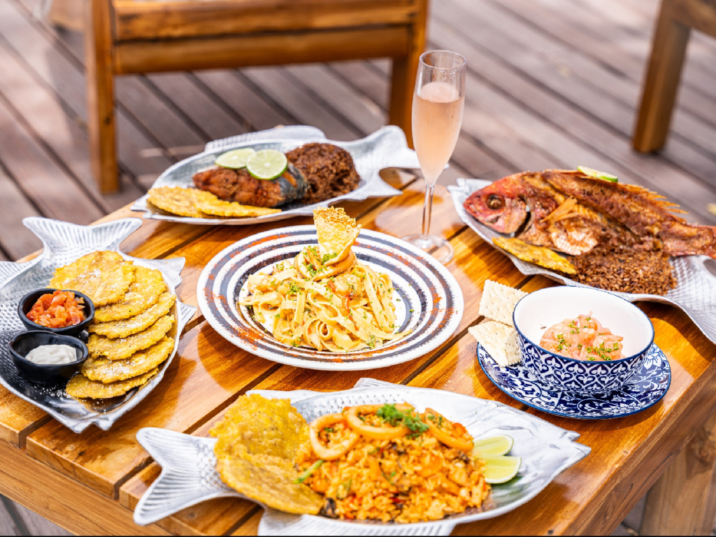 pasadia en capri beach club en islas del rosario cartagena