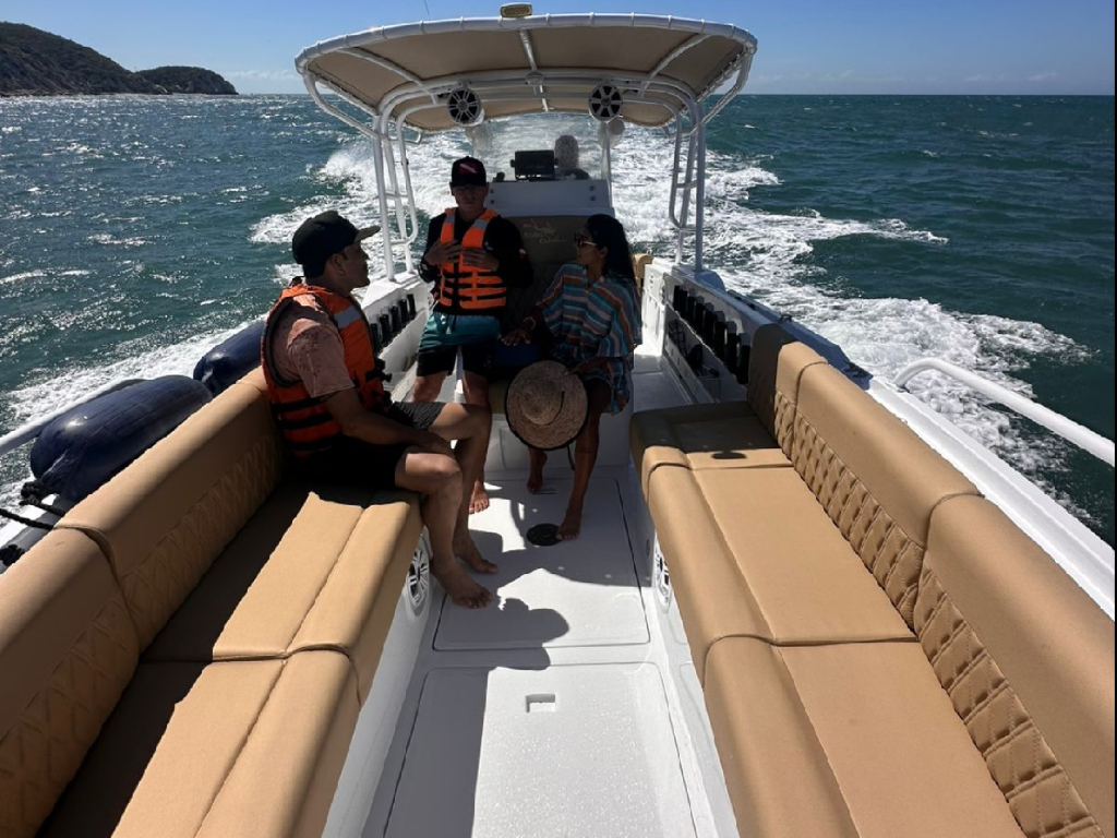 alquiler  lancha para 14 personas en Santa Marta