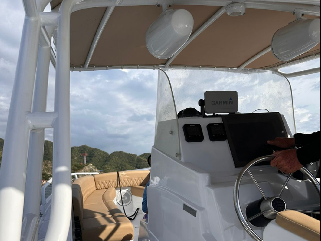 alquiler  lancha para 14 personas en Santa Marta