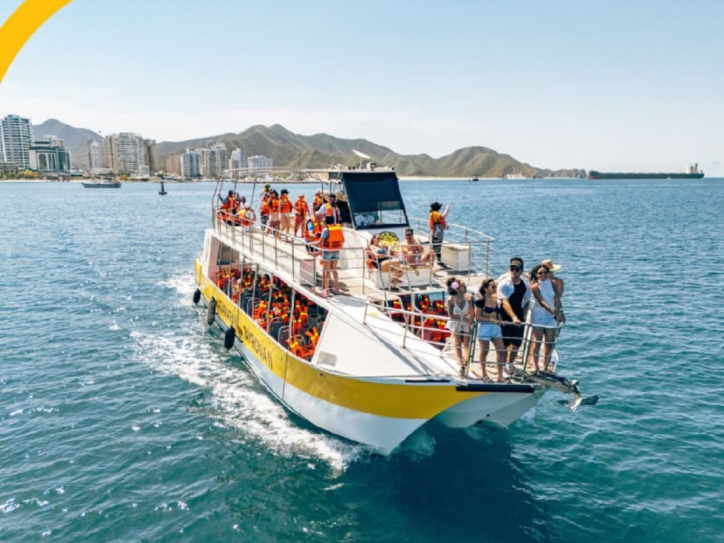 Bahia Concha en Catamarán o katamaran