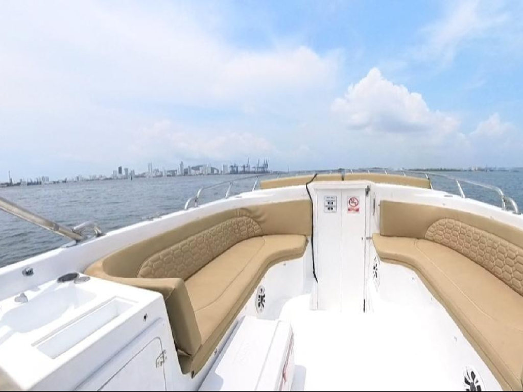 alquiler lancha para 30 personas en Cartagena