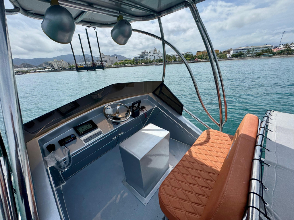 alquiler mini yate en santa marta para 15 personas