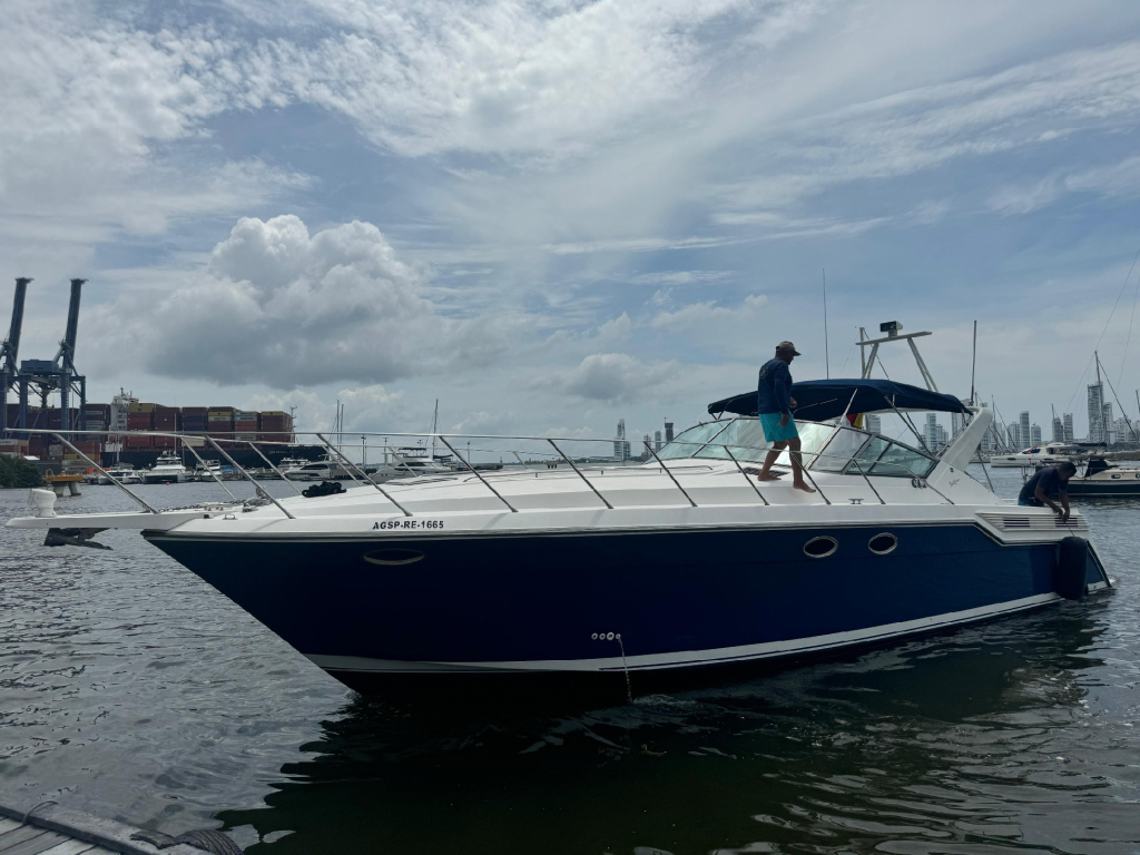 Alquiler yate para 12 personas en Cartagena