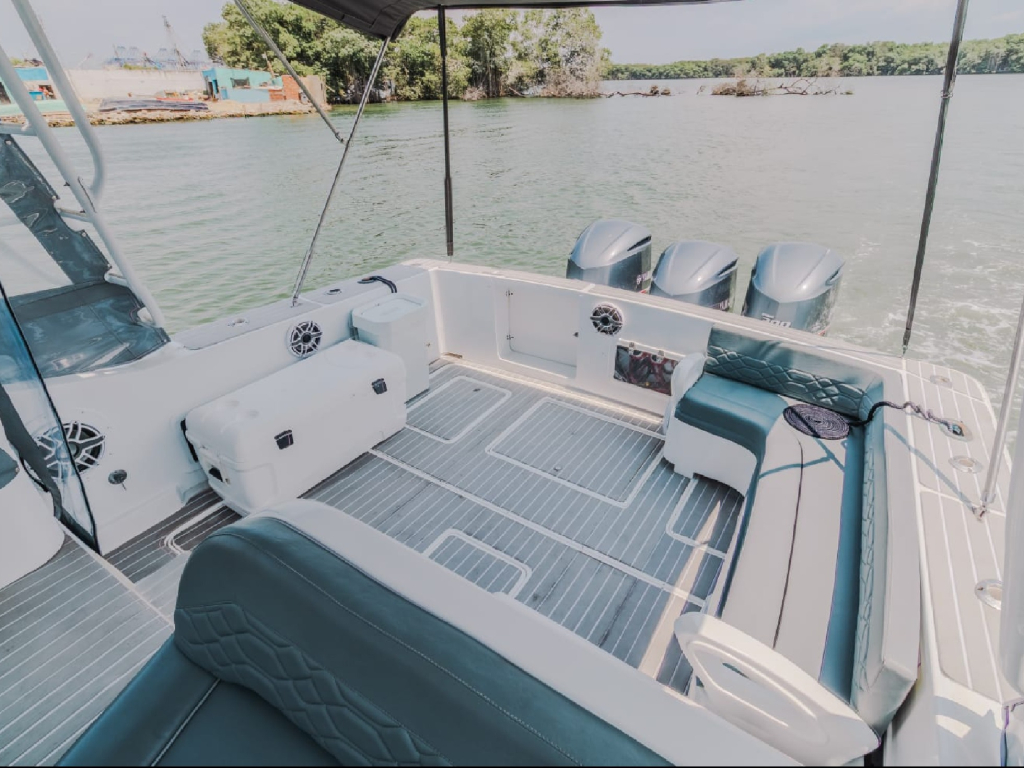 Alquiler yate para 15 personas en Cartagena